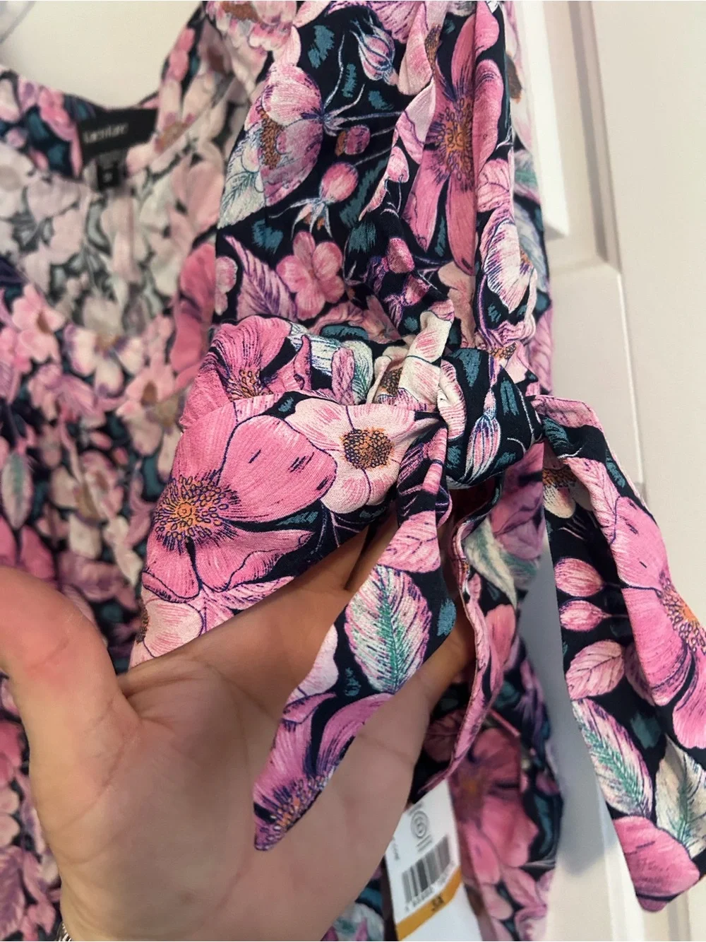 NWT Karen Kane 3x Pink Floral Puff-Sleeve Women's Top - Picture 2 of 5